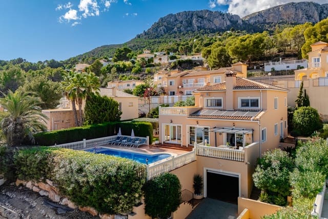 4 soverom Hus til salgs i Calpe / Calp - € 935 000 (Ref: 9409236)