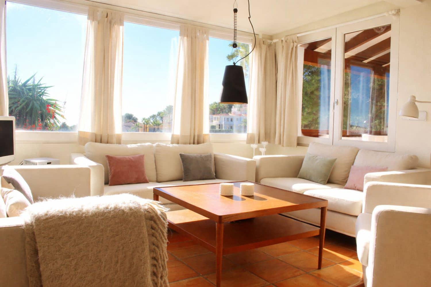 5 soveværelse Semi-Rækkehus til salg i La Nucia - € 350.000 (Ref: 9410721)