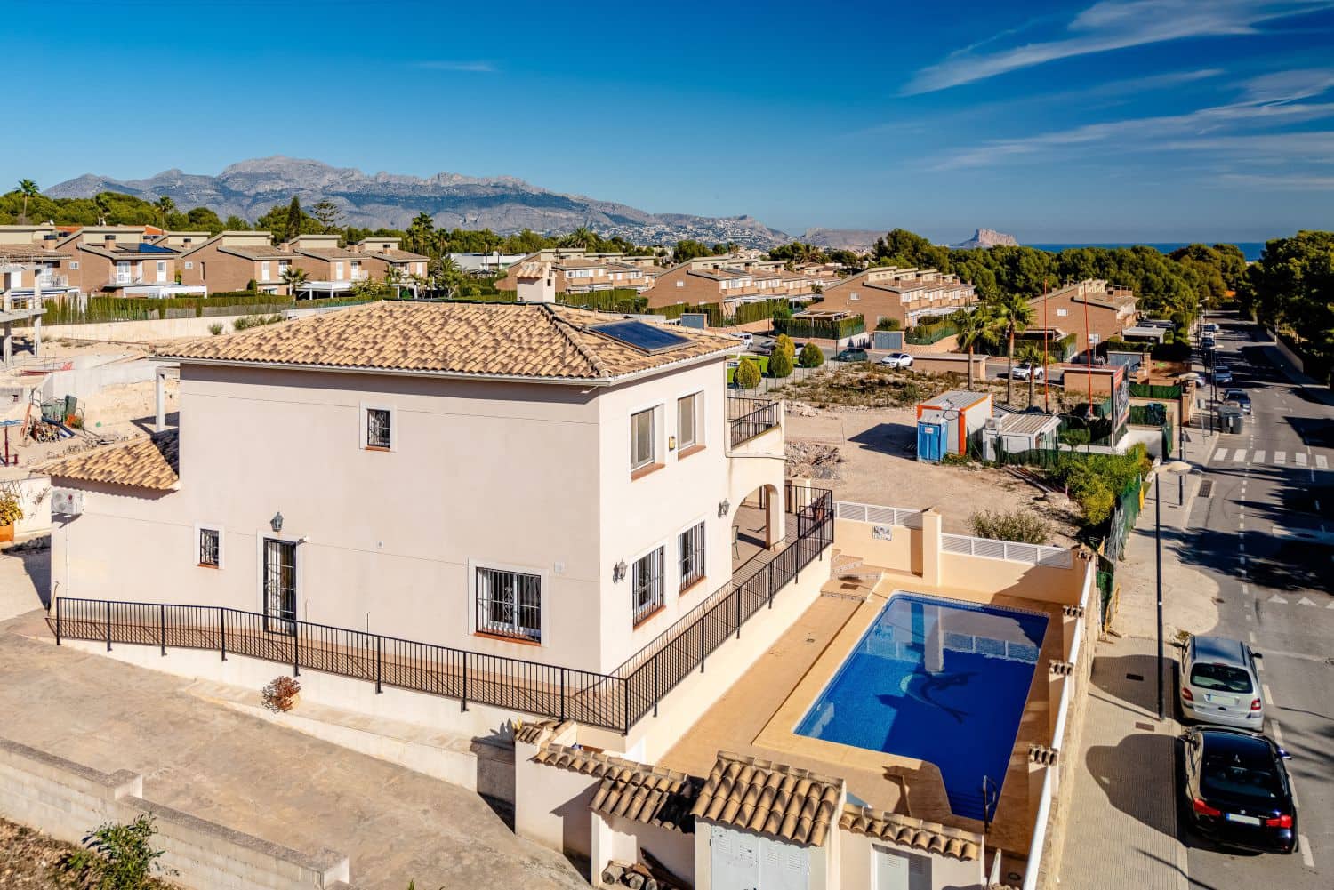 5 soverom Hus til salgs i La Nucia - € 540 000 (Ref: 9451617)