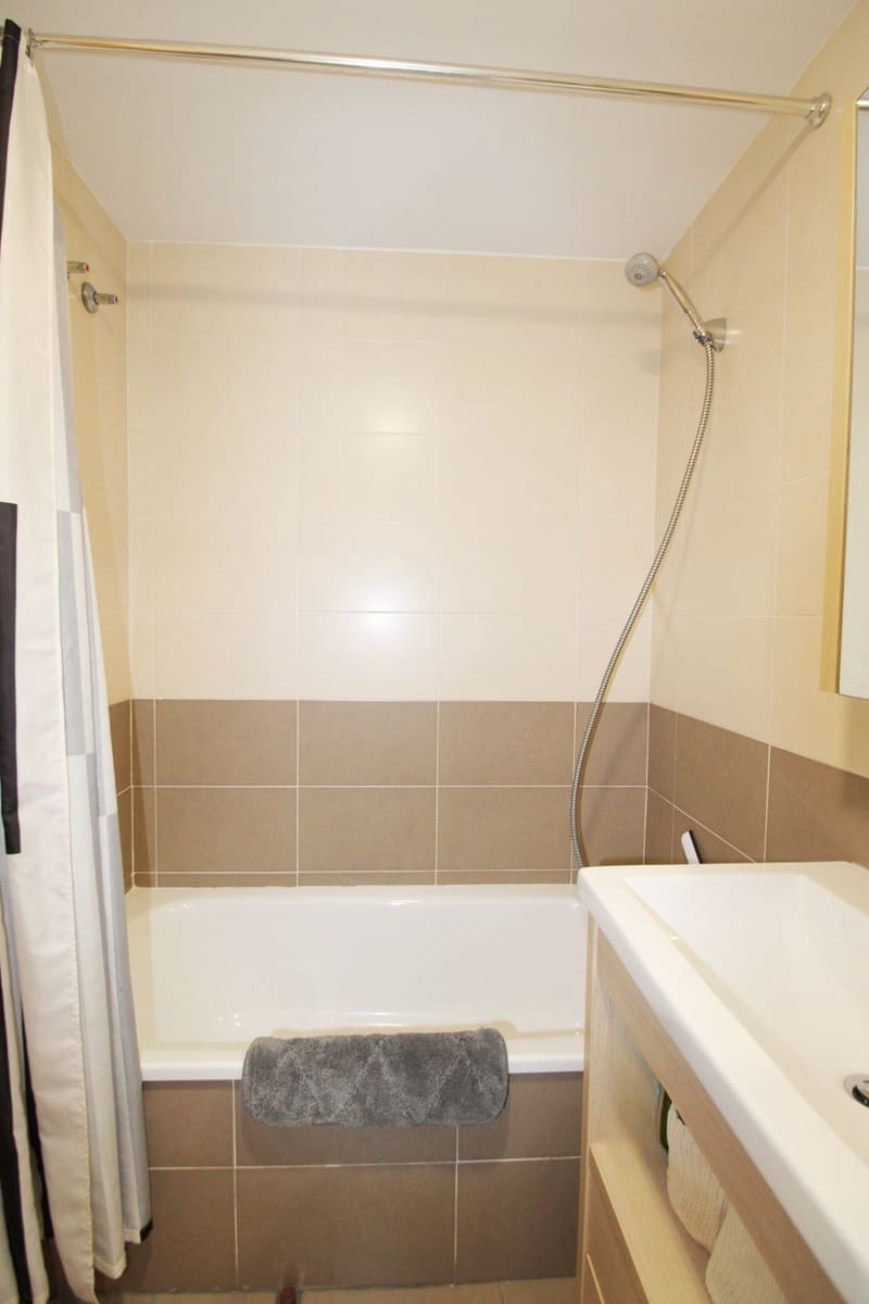 2 bedroom Flat for sale in Calpe / Calp with garage - € 365,000 (Ref: 9644599)