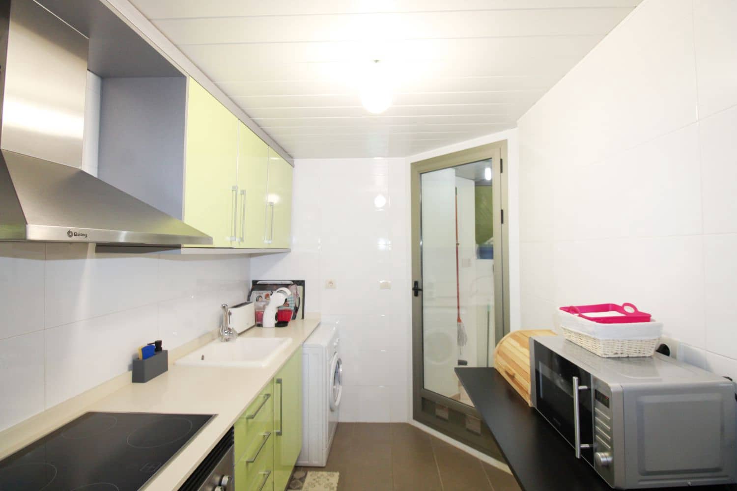 2 bedroom Flat for sale in Calpe / Calp with garage - € 365,000 (Ref: 9644599)