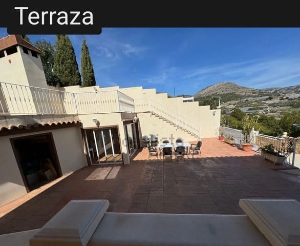 4 soverom Kjedet enebolig til salgs i Callosa d'En Sarrià - € 340 000 (Ref: 9676998)