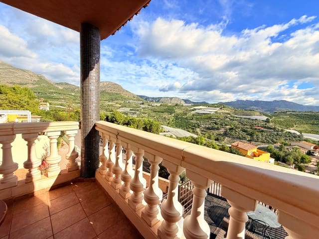 4 soverom Kjedet enebolig til salgs i Callosa d'En Sarrià - € 340 000 (Ref: 9676998)