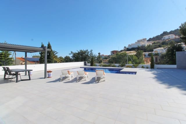 2 soverom Villa til salgs i Oltamar - Cucarres, Calpe / Calp med garasje - € 620 000 (Ref: 9690310)