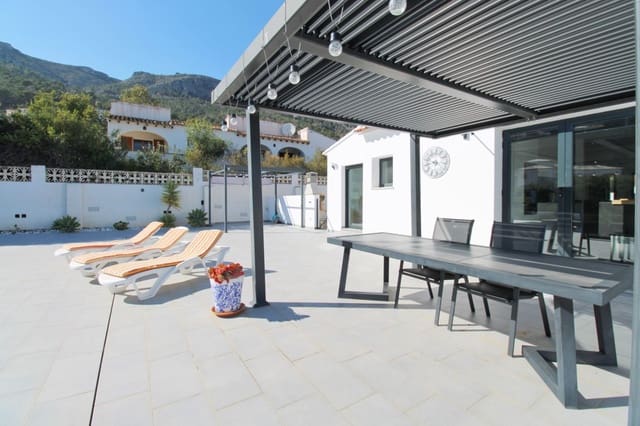 2 soverom Villa til salgs i Oltamar - Cucarres, Calpe / Calp med garasje - € 620 000 (Ref: 9690310)
