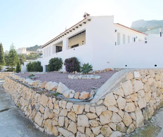 2 soverom Villa til salgs i Oltamar - Cucarres, Calpe / Calp med garasje - € 620 000 (Ref: 9690310)