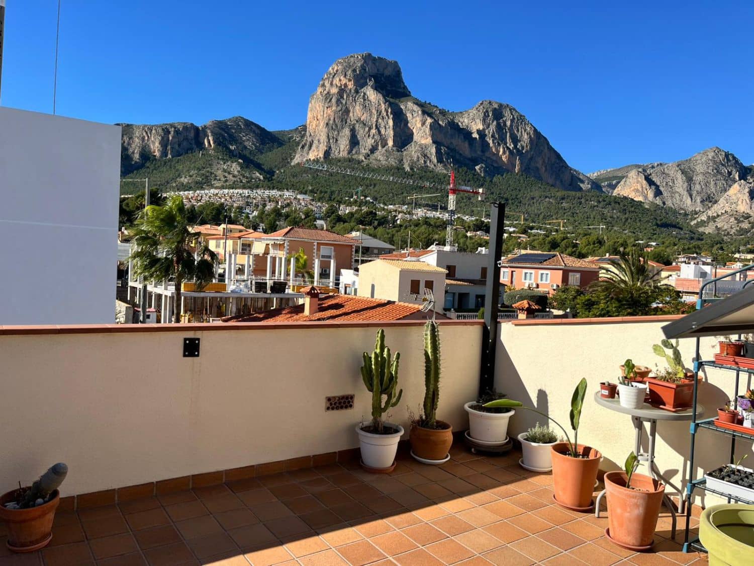 4 Zimmer Haus zu verkaufen in Polop mit Garage - 355.000 € (Ref: 9830876)
