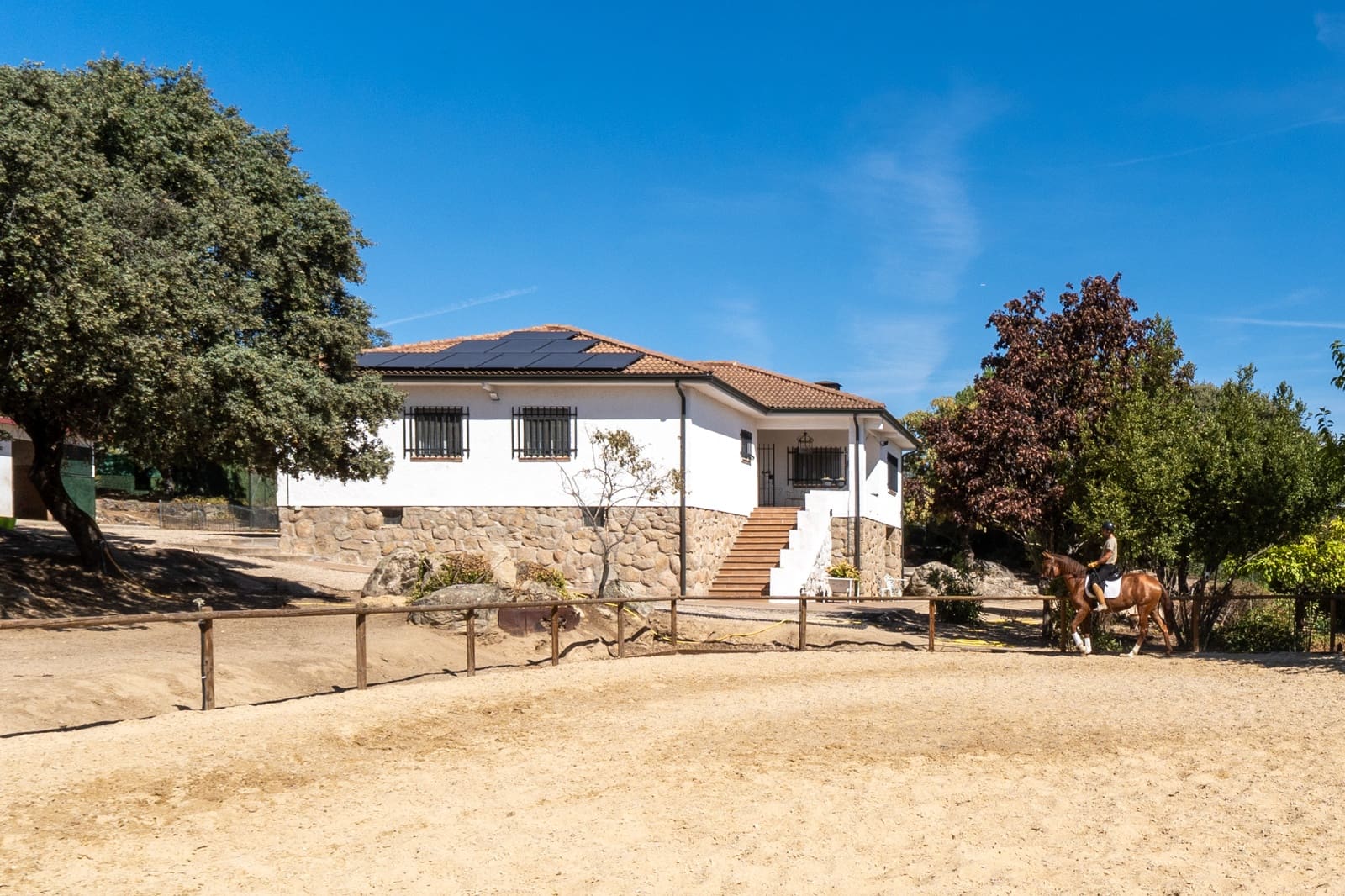 6 soverom Finca/Herregård til salgs i El Escorial med garasje - € 950 000 (Ref: 10155823)