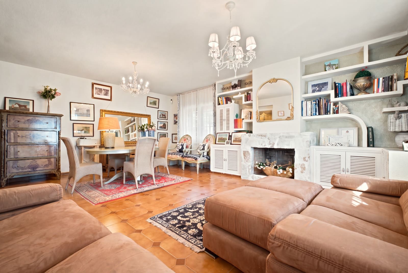 6 soverom Finca/Herregård til salgs i El Escorial med garasje - € 950 000 (Ref: 10155823)