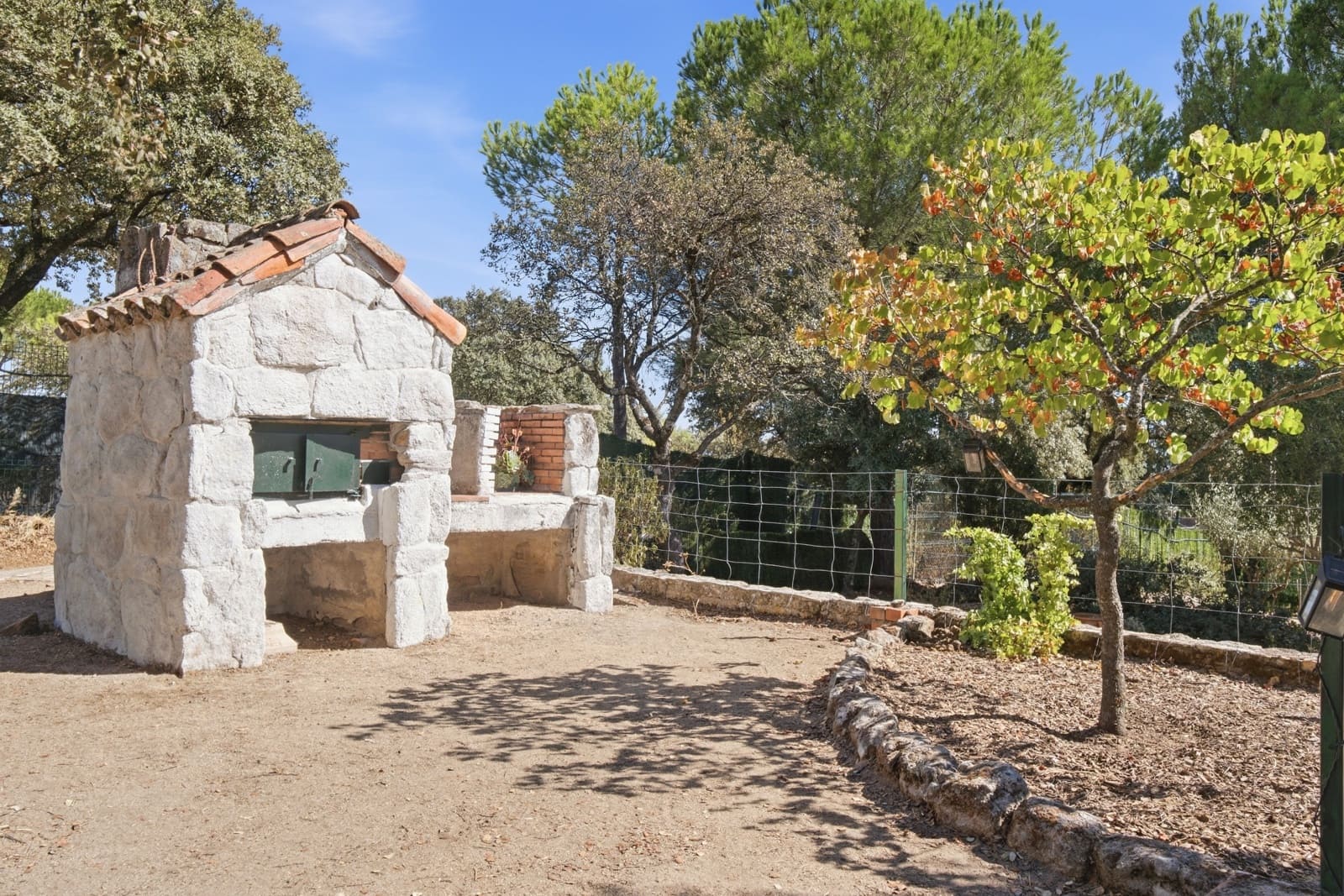 6 soverom Finca/Herregård til salgs i El Escorial med garasje - € 950 000 (Ref: 10155823)