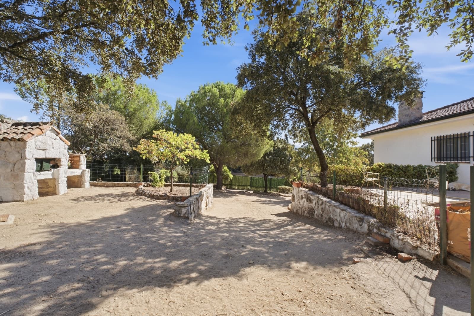 6 soverom Finca/Herregård til salgs i El Escorial med garasje - € 950 000 (Ref: 10155823)