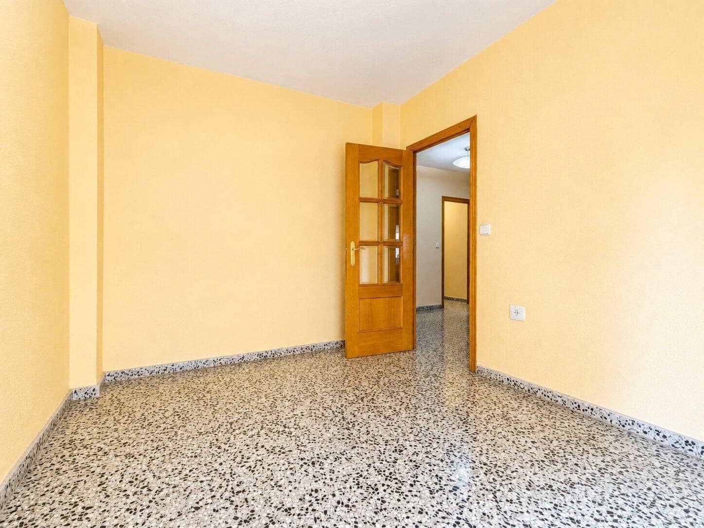 4 quarto Apartamento para venda em Meliana - 235 000 € (Ref: 10032150)