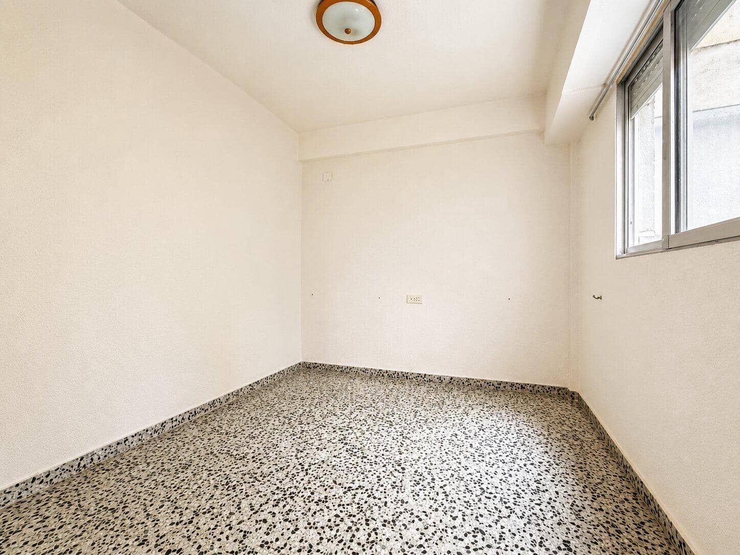 4 quarto Apartamento para venda em Meliana - 235 000 € (Ref: 10032150)