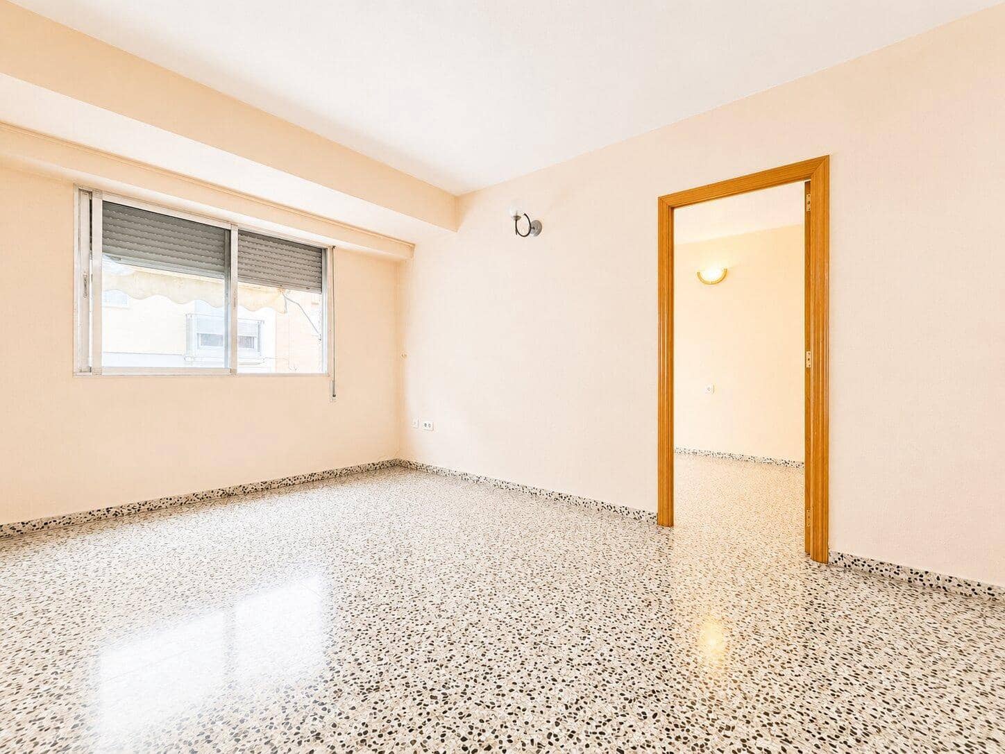 4 quarto Apartamento para venda em Meliana - 235 000 € (Ref: 10032150)