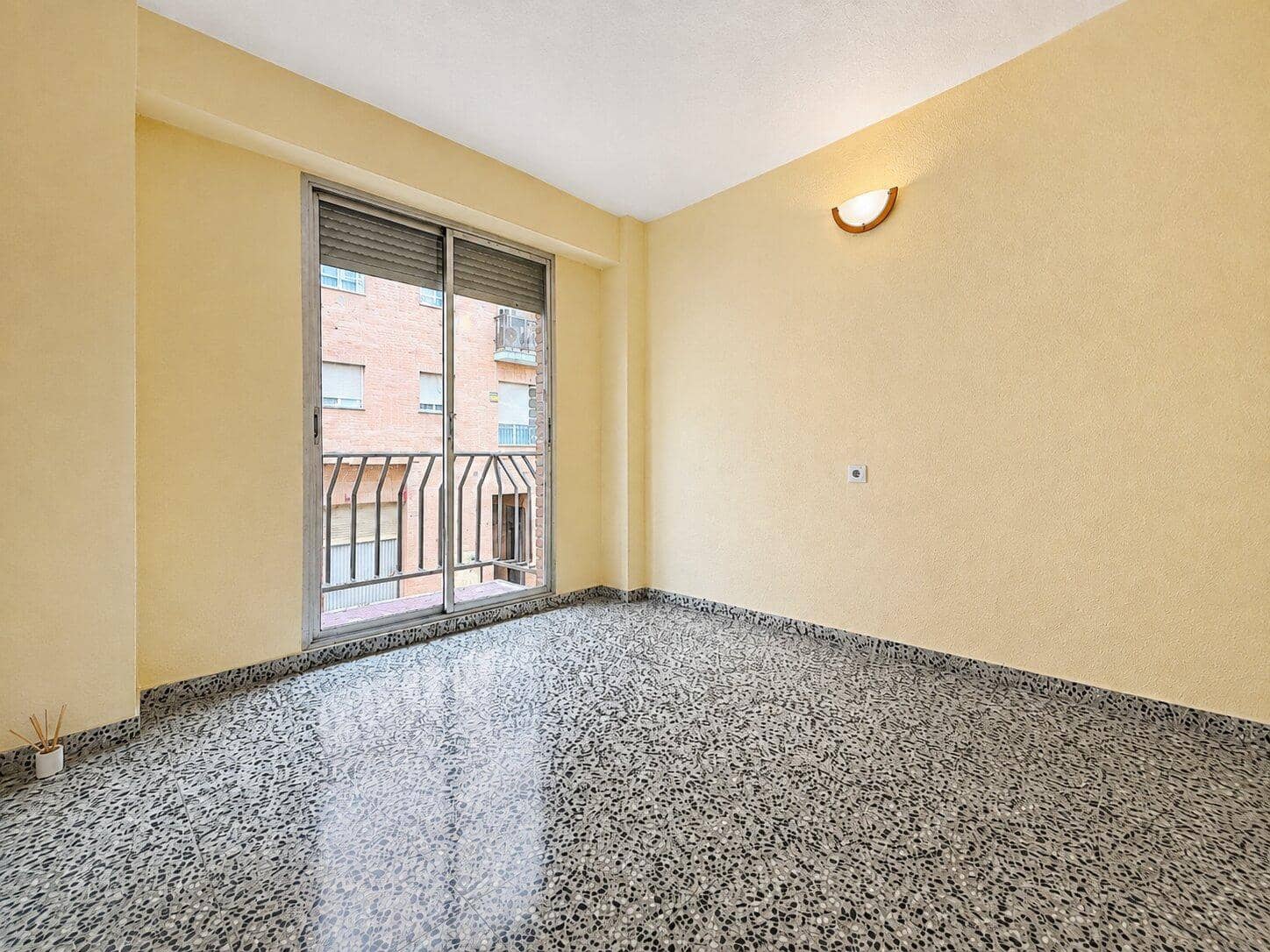 4 quarto Apartamento para venda em Meliana - 235 000 € (Ref: 10032150)