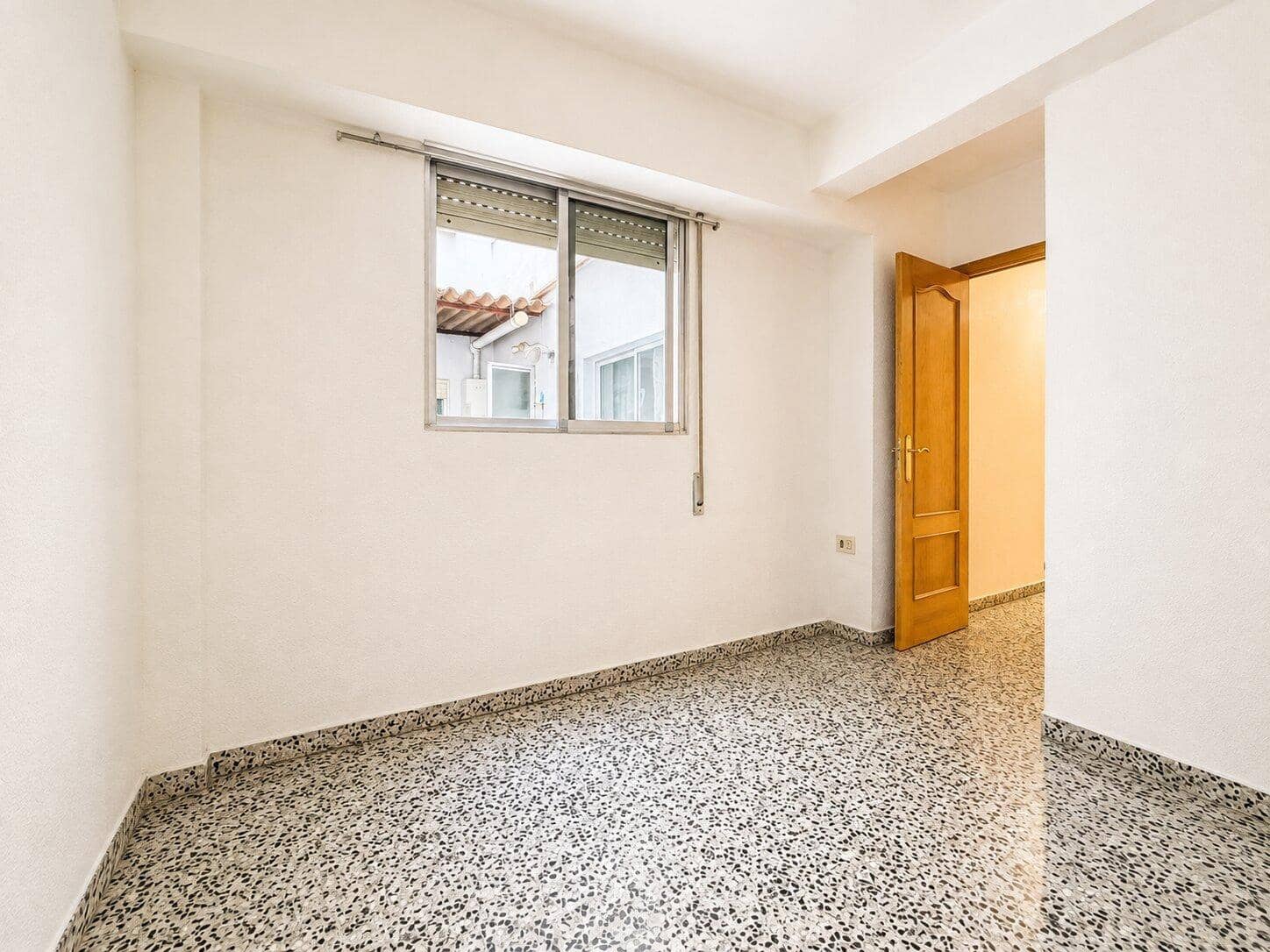 4 quarto Apartamento para venda em Meliana - 235 000 € (Ref: 10032150)
