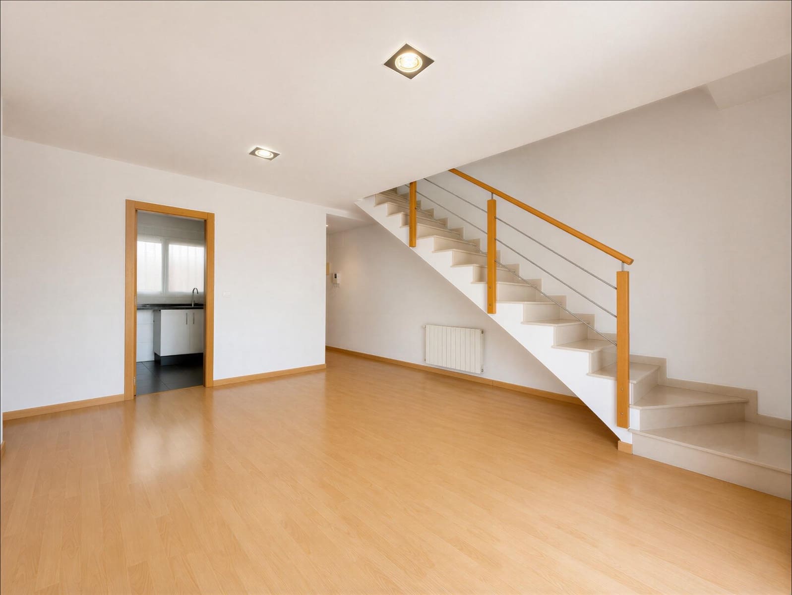 3 quarto Penthouse para arrendar em Pucol com garagem - 950 € (Ref: 10034078)