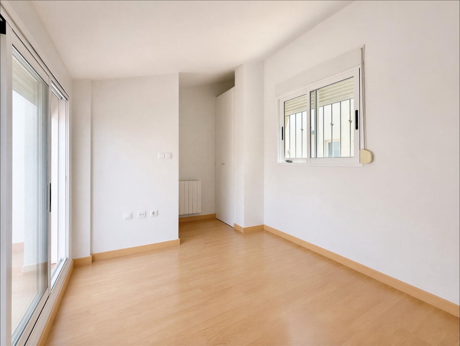 3 quarto Penthouse para arrendar em Pucol com garagem - 950 € (Ref: 10034078)