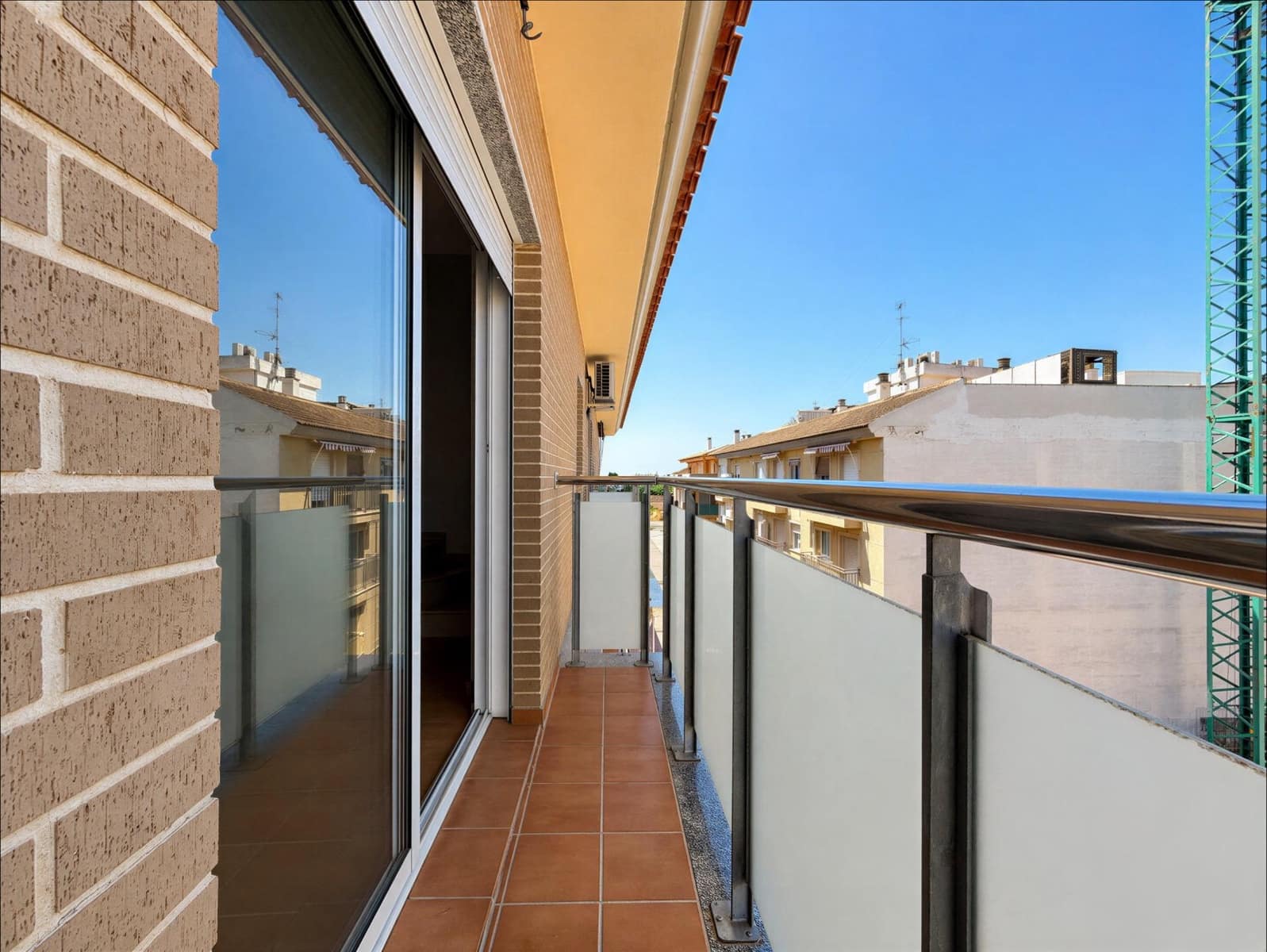 3 quarto Penthouse para arrendar em Pucol com garagem - 950 € (Ref: 10034078)