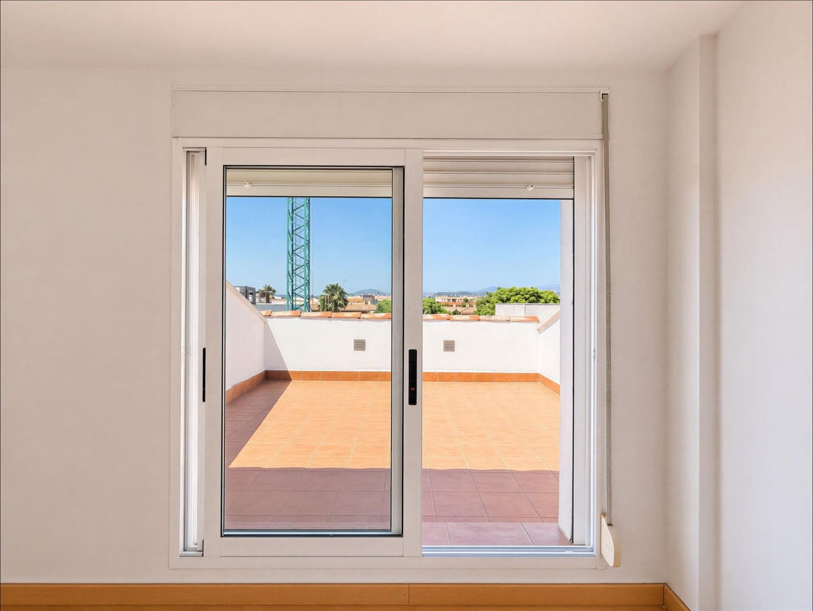 3 quarto Penthouse para arrendar em Pucol com garagem - 950 € (Ref: 10034078)