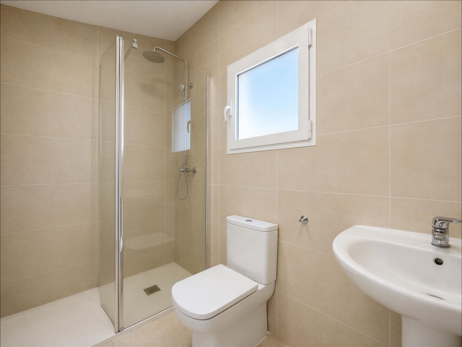 3 quarto Penthouse para arrendar em Pucol com garagem - 950 € (Ref: 10034078)