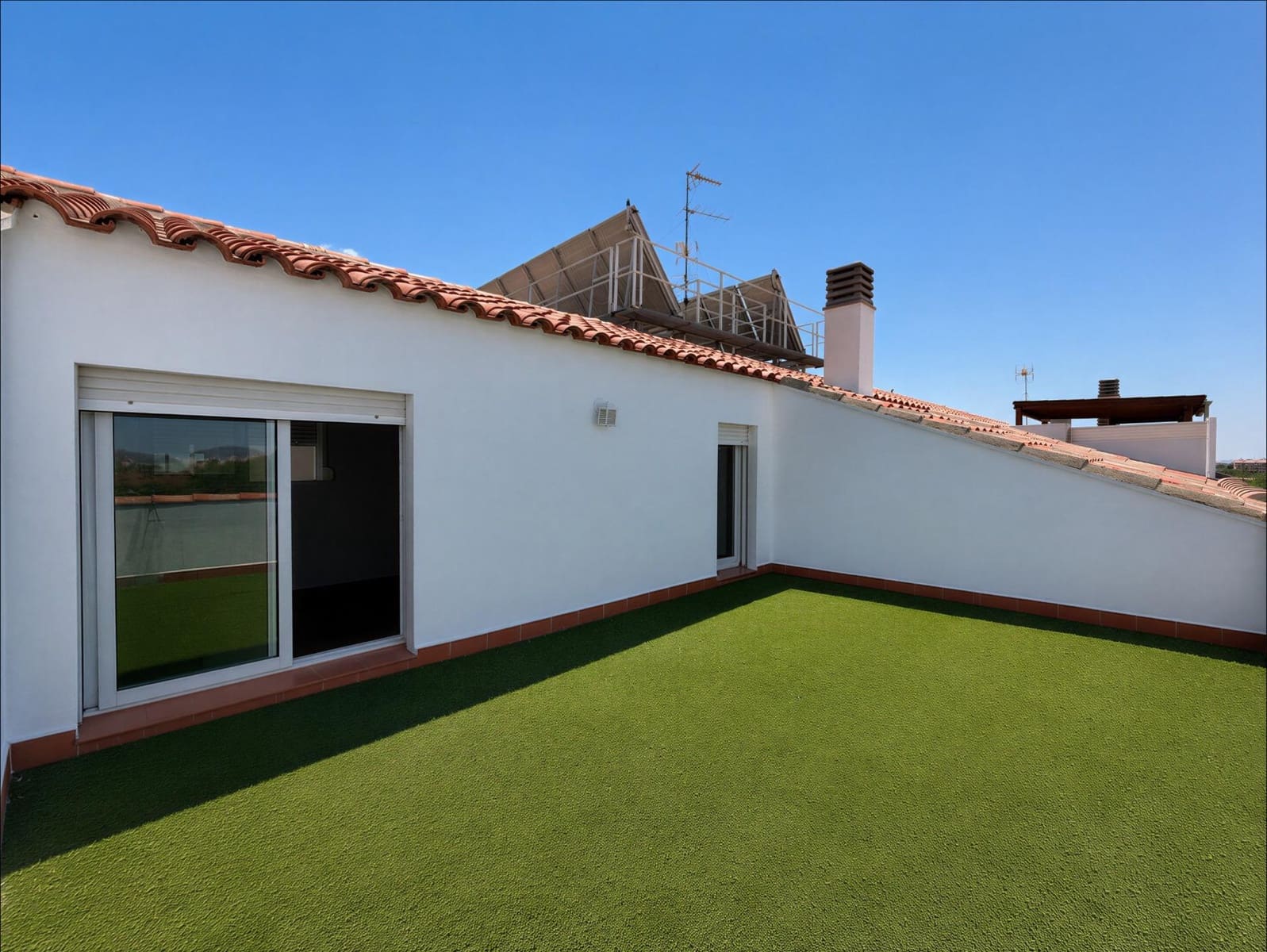 3 quarto Penthouse para arrendar em Pucol com garagem - 950 € (Ref: 10034078)