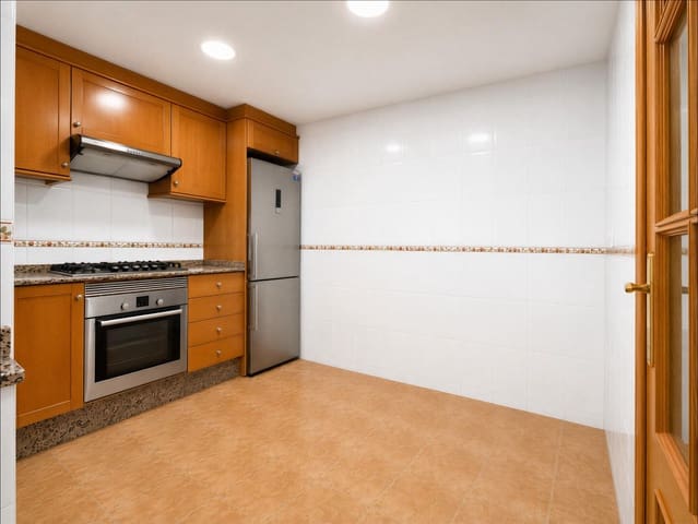 3 soveværelse Penthouse til salg i Burjassot med garage - € 285.000 (Ref: 10044921)