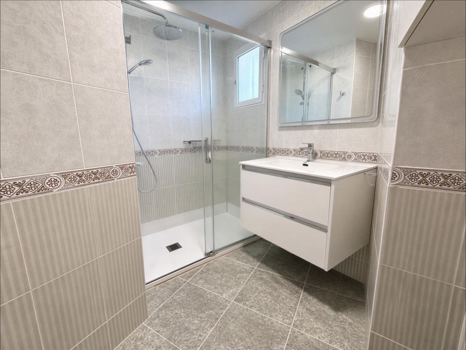 3 soveværelse Penthouse til salg i Burjassot med garage - € 285.000 (Ref: 10044921)