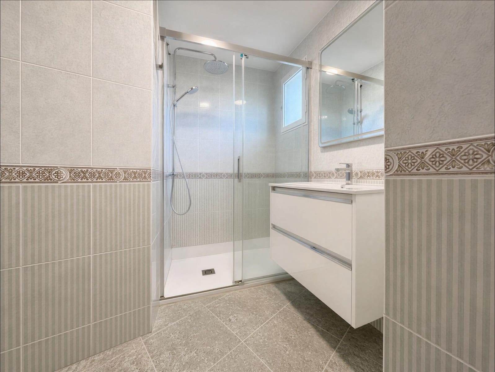 3 soveværelse Penthouse til salg i Burjassot med garage - € 285.000 (Ref: 10044921)