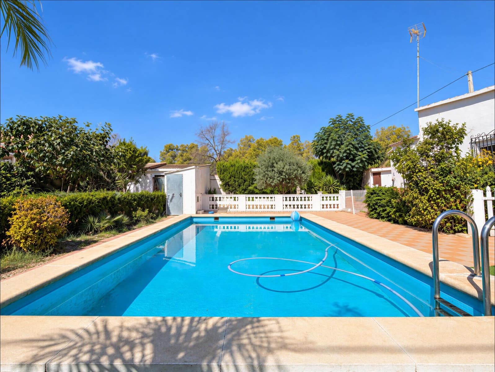 4 quarto Moradia para venda em Lliria com piscina - 230 000 € (Ref: 10078483)