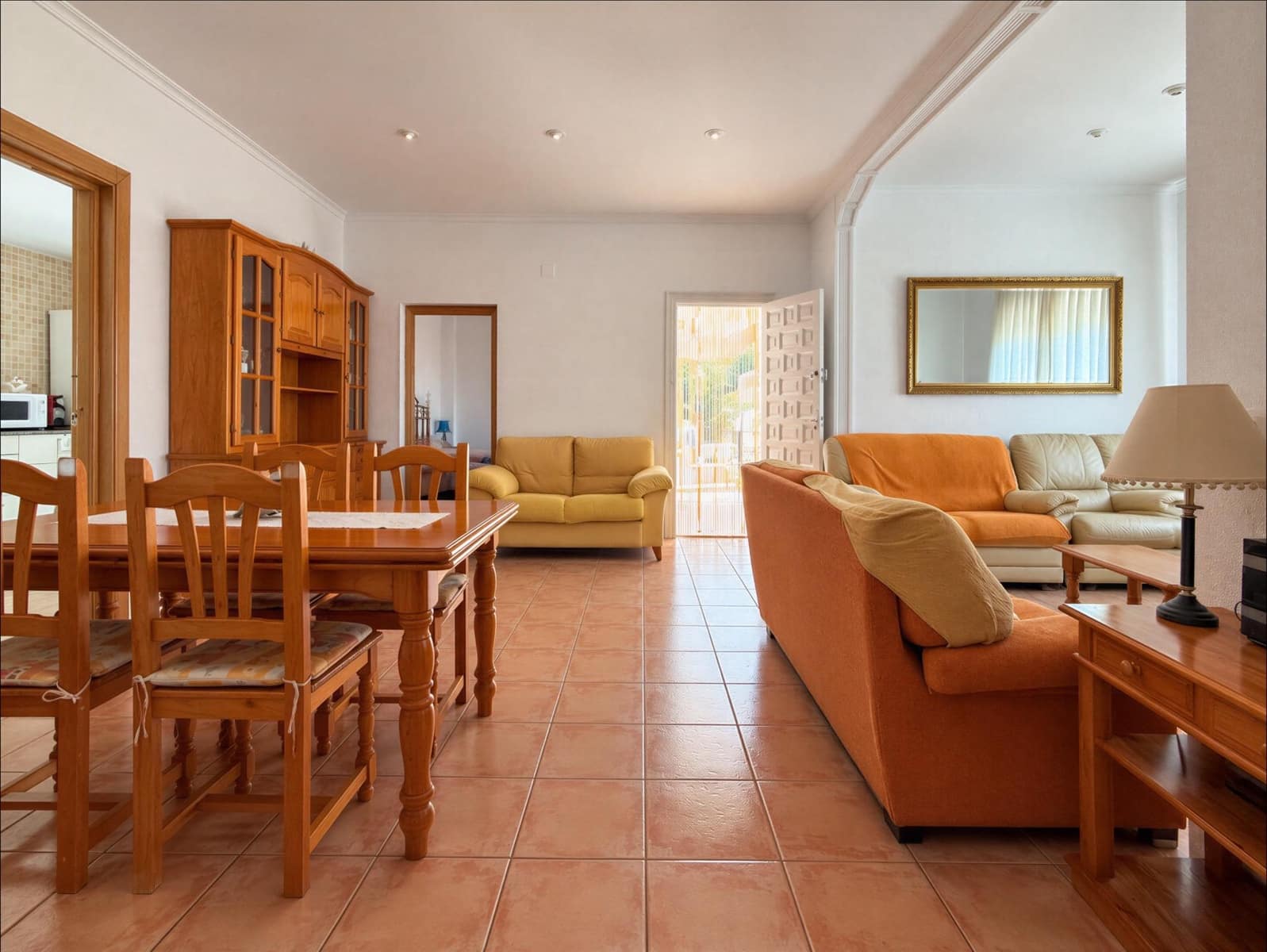 4 quarto Moradia para venda em Lliria com piscina - 230 000 € (Ref: 10078483)