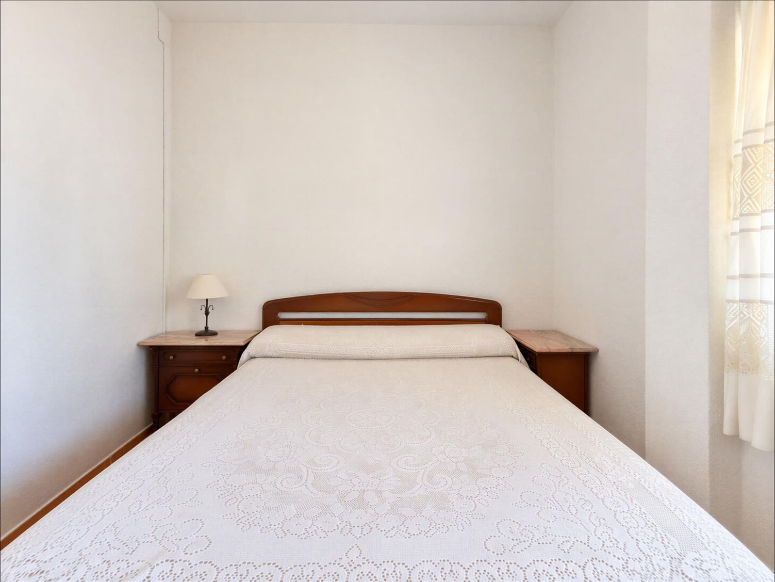 4 quarto Moradia para venda em Lliria com piscina - 230 000 € (Ref: 10078483)