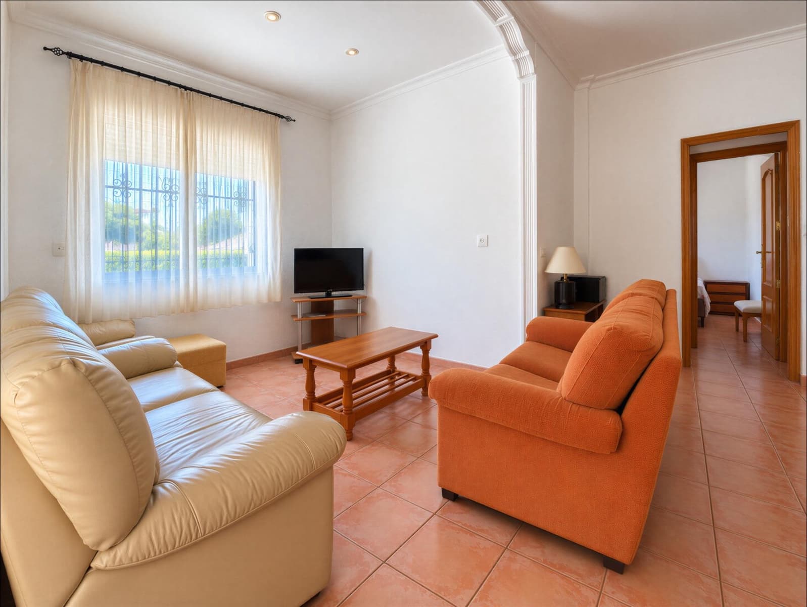 4 quarto Moradia para venda em Lliria com piscina - 230 000 € (Ref: 10078483)