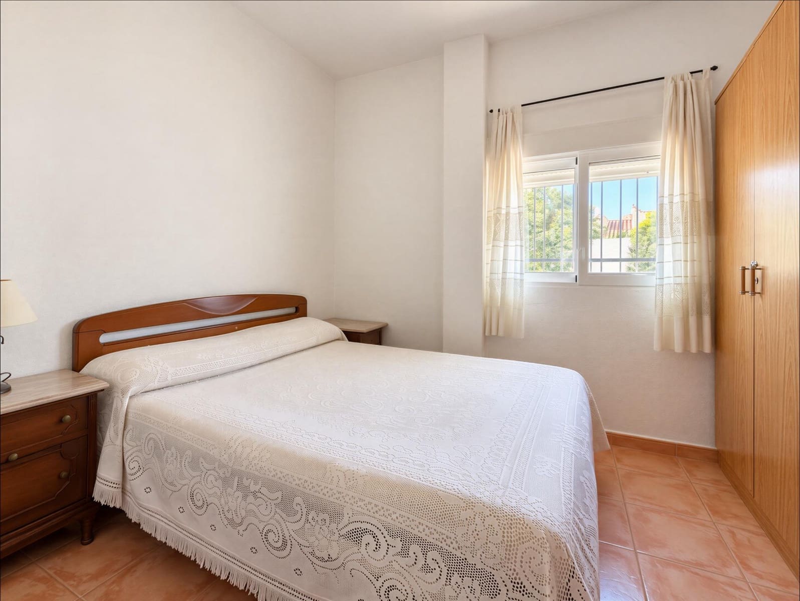 4 quarto Moradia para venda em Lliria com piscina - 230 000 € (Ref: 10078483)