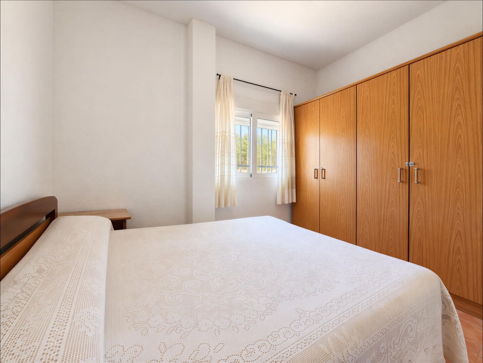 4 quarto Moradia para venda em Lliria com piscina - 230 000 € (Ref: 10078483)
