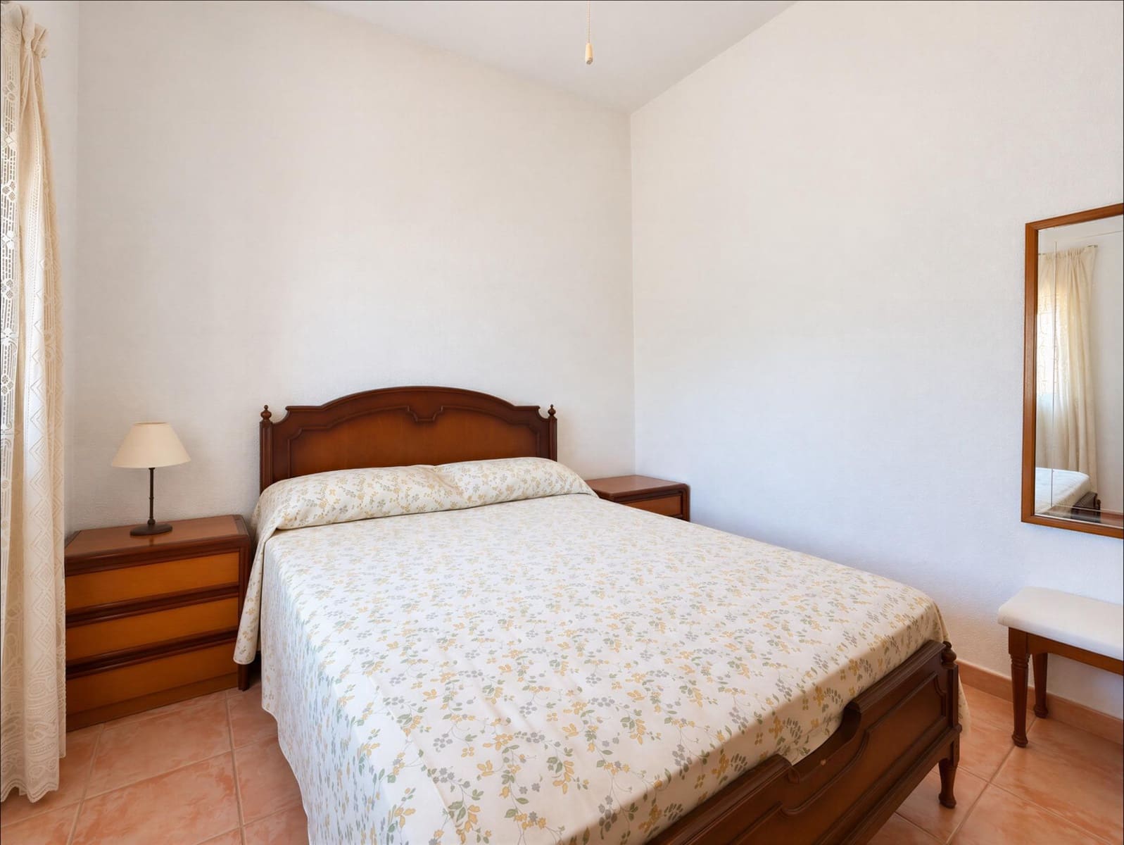 4 quarto Moradia para venda em Lliria com piscina - 230 000 € (Ref: 10078483)