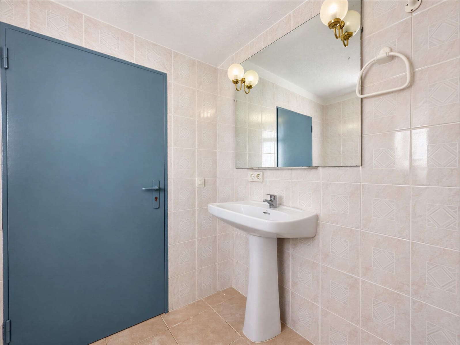 4 quarto Moradia para venda em Lliria com piscina - 230 000 € (Ref: 10078483)