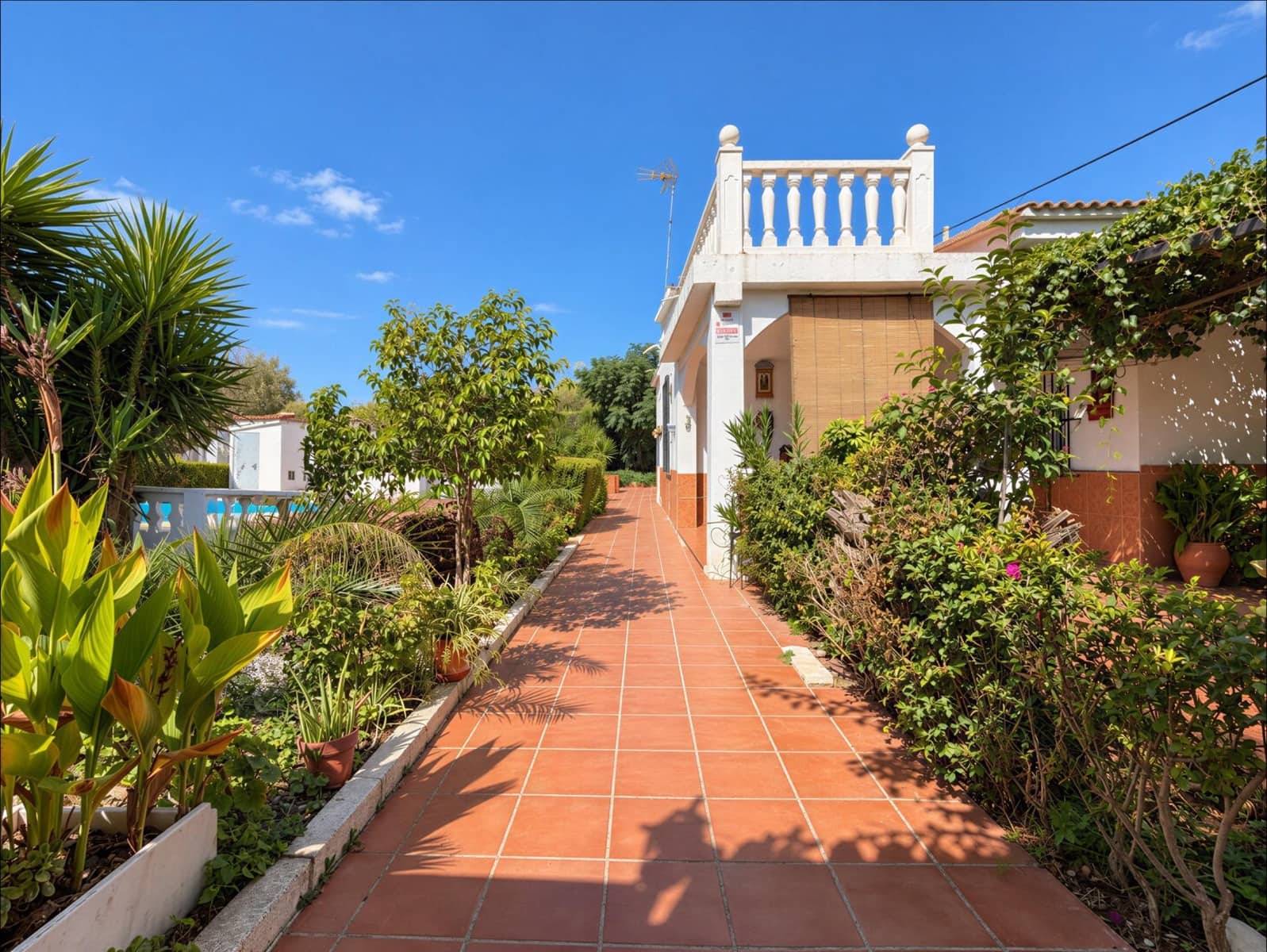 4 quarto Moradia para venda em Lliria com piscina - 230 000 € (Ref: 10078483)