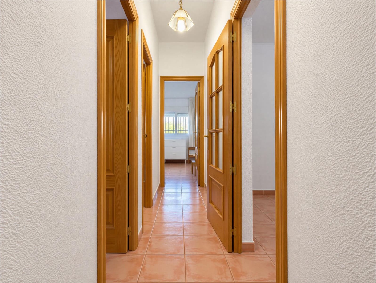 4 quarto Moradia para venda em Lliria com piscina - 230 000 € (Ref: 10078483)