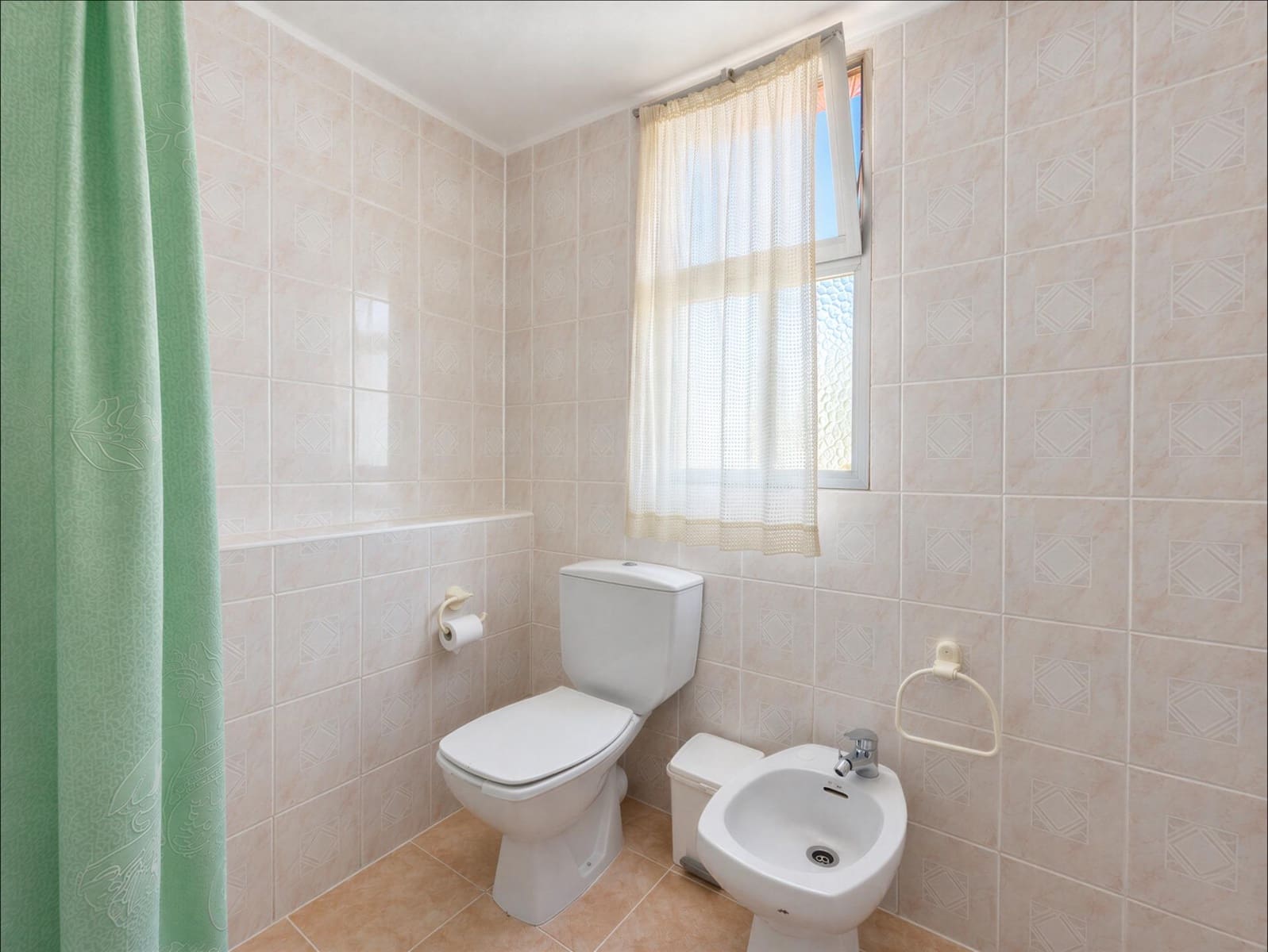4 quarto Moradia para venda em Lliria com piscina - 230 000 € (Ref: 10078483)