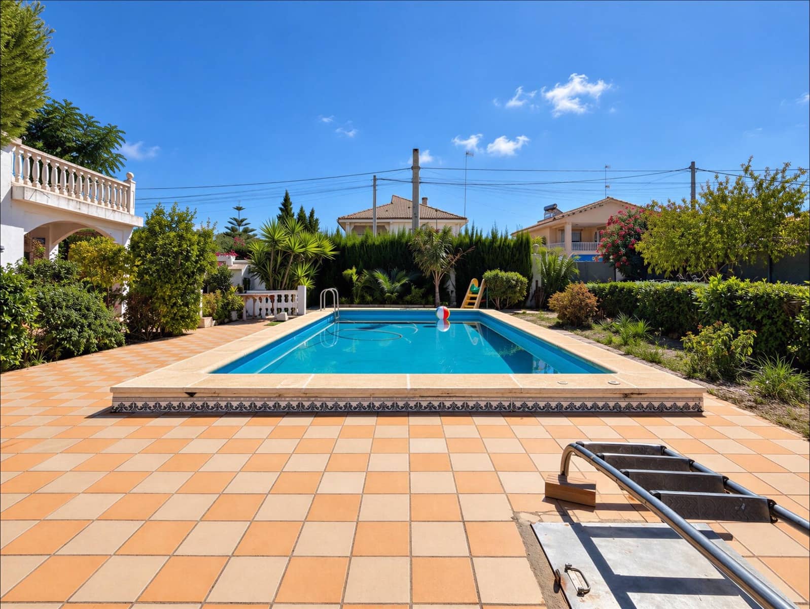 4 quarto Moradia para venda em Lliria com piscina - 230 000 € (Ref: 10078483)