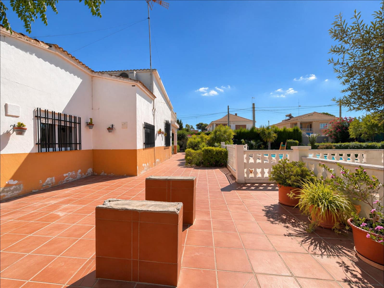 4 quarto Moradia para venda em Lliria com piscina - 230 000 € (Ref: 10078483)