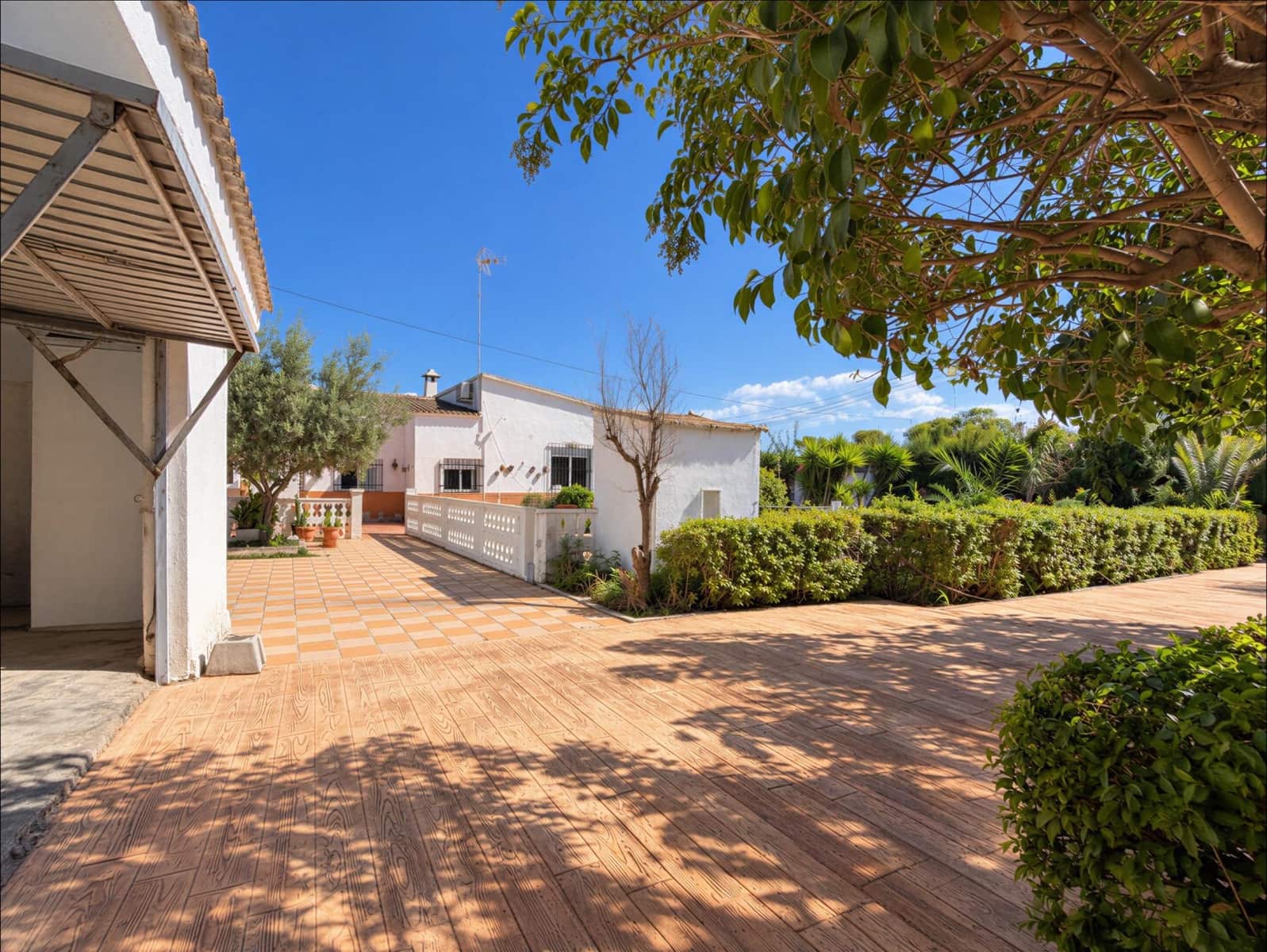 4 quarto Moradia para venda em Lliria com piscina - 230 000 € (Ref: 10078483)