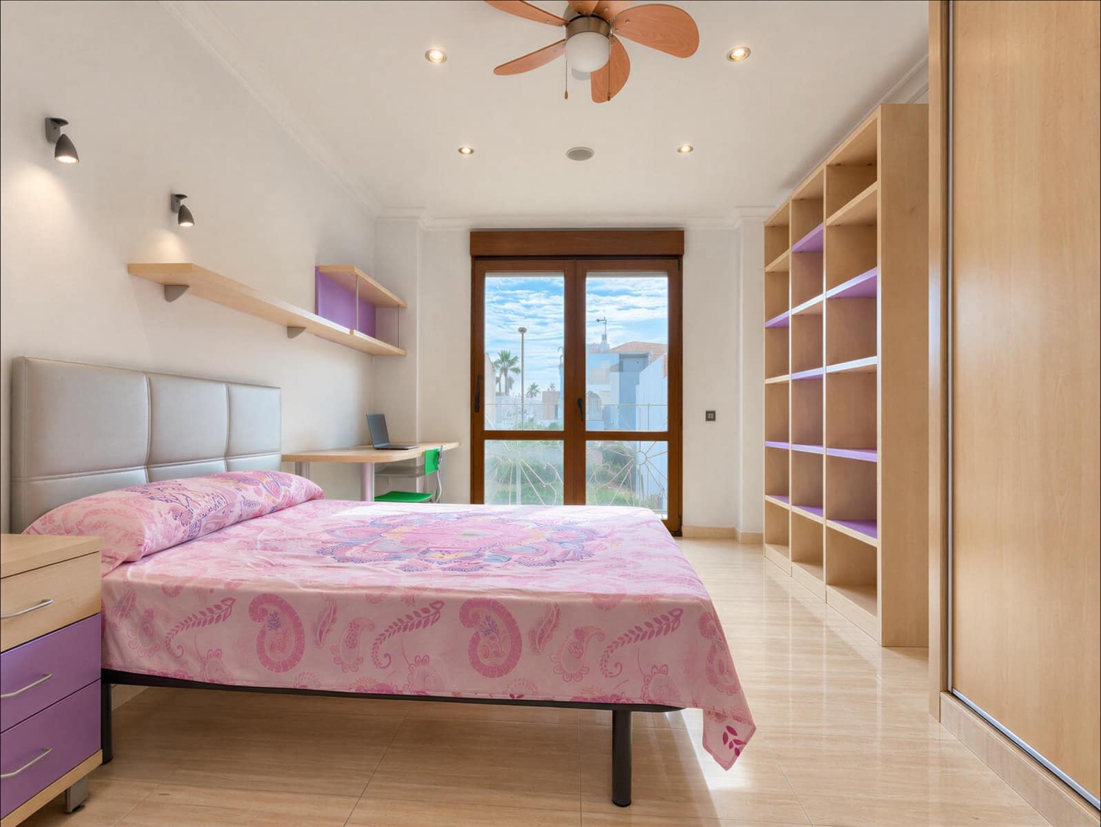 4 soveværelse Byhus til salg i Albalat dels Sorells med garage - € 520.000 (Ref: 10139825)