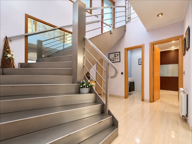 4 sovrum Hus till salu i Albalat dels Sorells med garage - 520 000 € (Ref: 10139825)