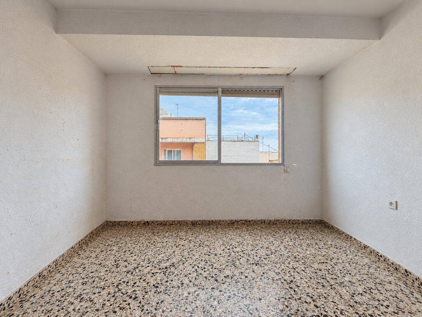 3 soveværelse Lejlighed til salg i Meliana - € 199.000 (Ref: 10155363)