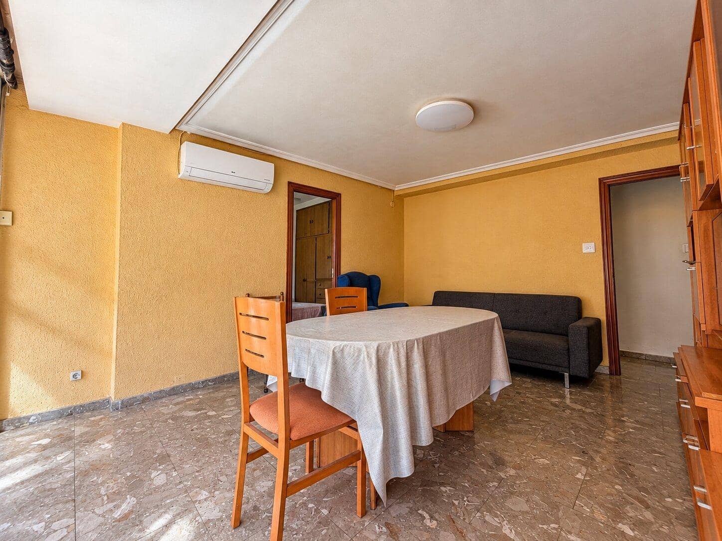3 soveværelse Lejlighed til salg i Valencia by - € 210.000 (Ref: 10168554)