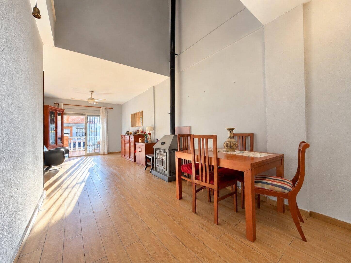 4 soverom Rekkehus til salgs i Masarrochos / Massarrojos med garasje - € 399 000 (Ref: 10180728)
