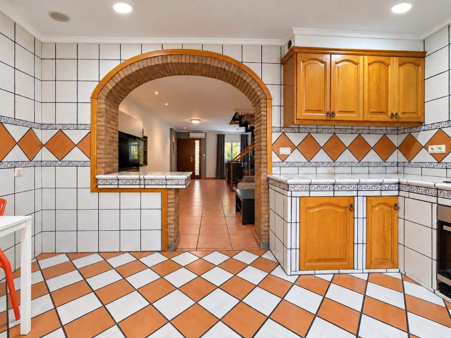 4 Zimmer Reihenhaus zu verkaufen in Massamagrell mit Garage - 329.900 € (Ref: 10180729)