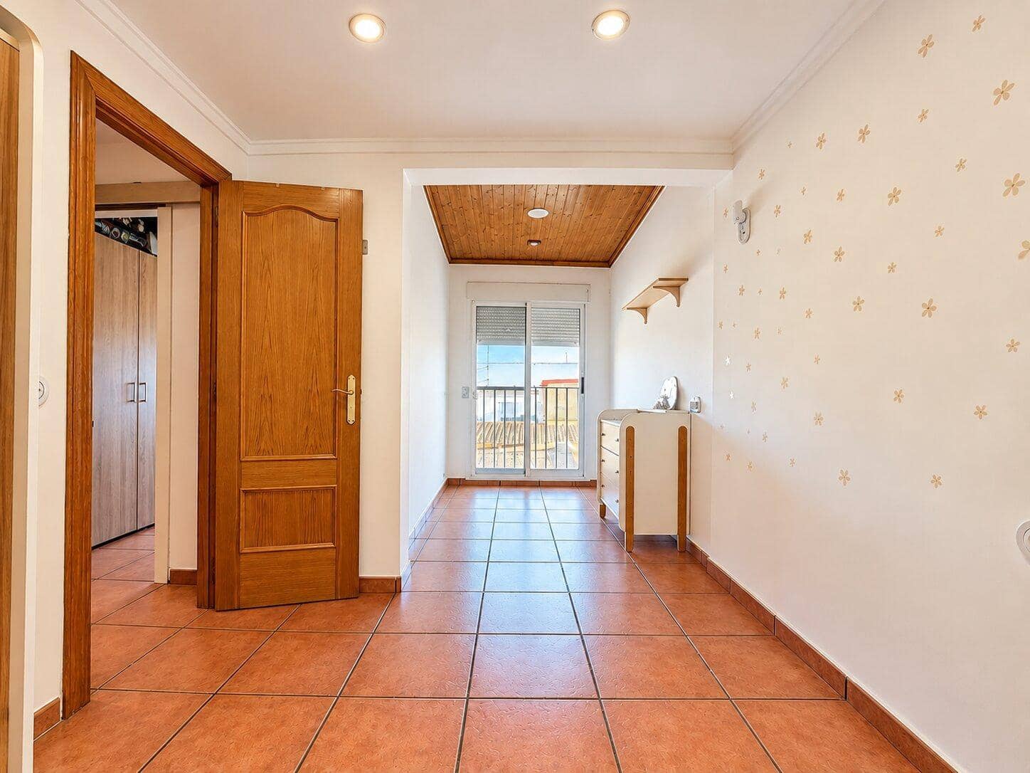 4 Zimmer Reihenhaus zu verkaufen in Massamagrell mit Garage - 329.900 € (Ref: 10180729)
